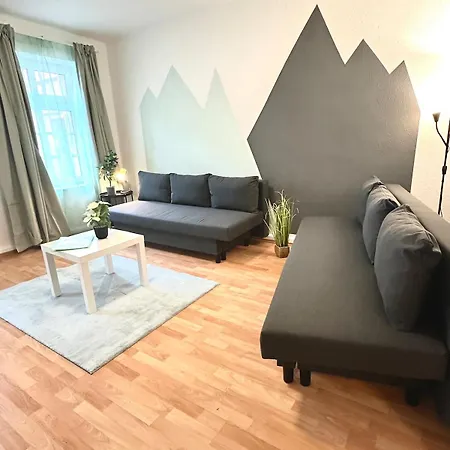 Apartment Gemuetliche Altbauwohnung Nahe Des Bahnhofs Halle