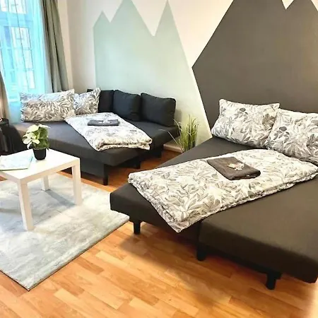 Apartman Gemuetliche Altbauwohnung Nahe Des Bahnhofs Halle Halle (Saale)